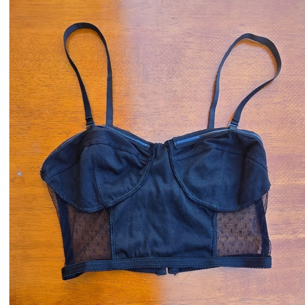 Kimchi Blue Black Lace Mesh Bustier Crop Top Sweetheart Neckline Hook Eye Back